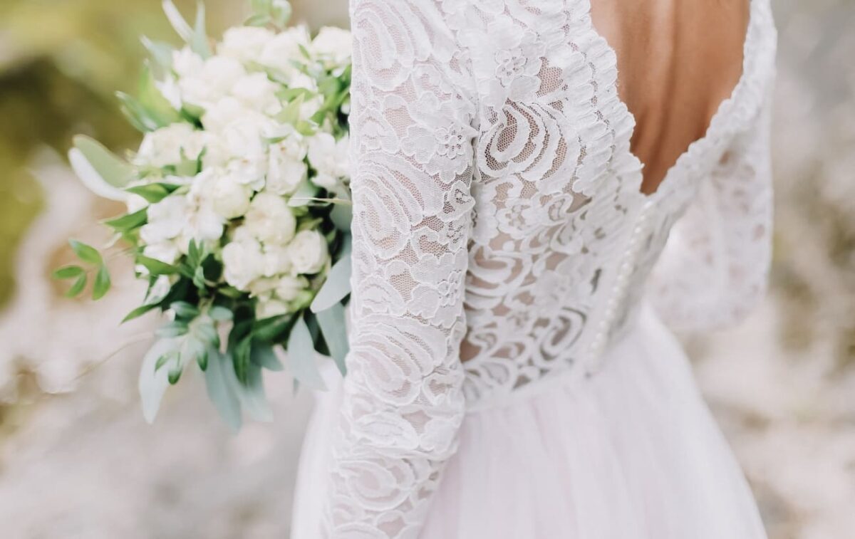 MARIIE DENTELLE ET BOUQUET